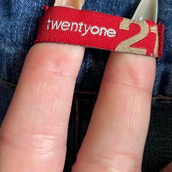 SOLD - Picture 5 of 8